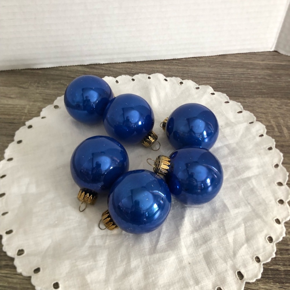 Vtg Small Blue Glass Ornaments